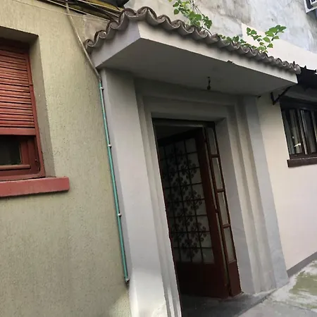 Charming Apartment Bucharest